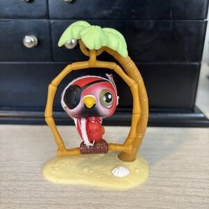 Hasbro LPS Littlest Pet Shop Pets Special Edition 331 Parrot Pirate Parrot